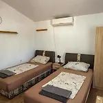 Meghan Apartment Pula