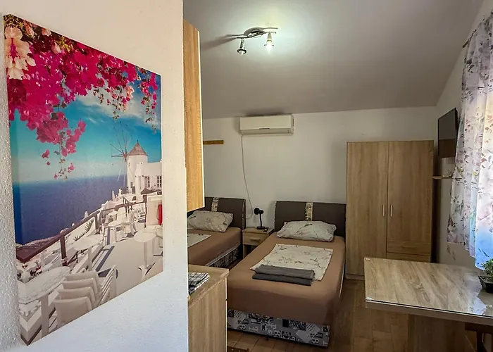 Apartment Meghan Pula